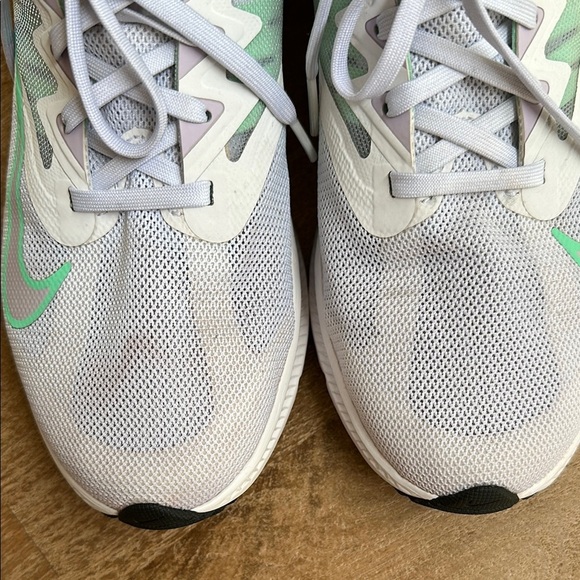 Women’s size 7.5 Nike Quest 3 - Picture 6 of 8